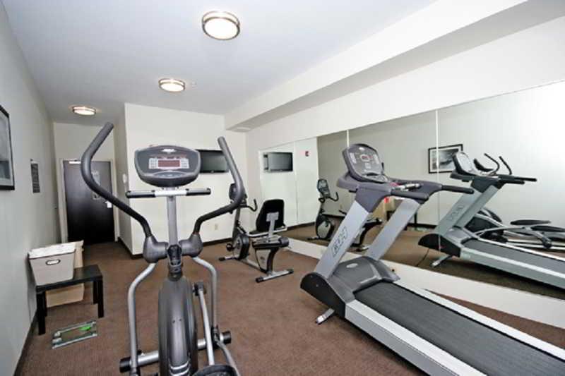 Sleep Inn & Suites Harbour Pointe Brandermill Ngoại thất bức ảnh